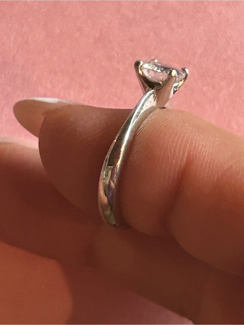 Women’s Vintage Silver Tone Ring with Beautiful Engagement Style Clear Gem. Sz 7